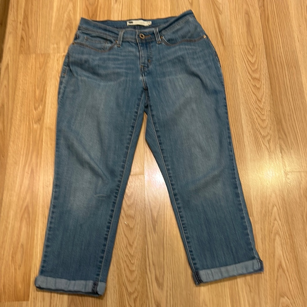 Levi’s Women’s Capri Jeans Size 10